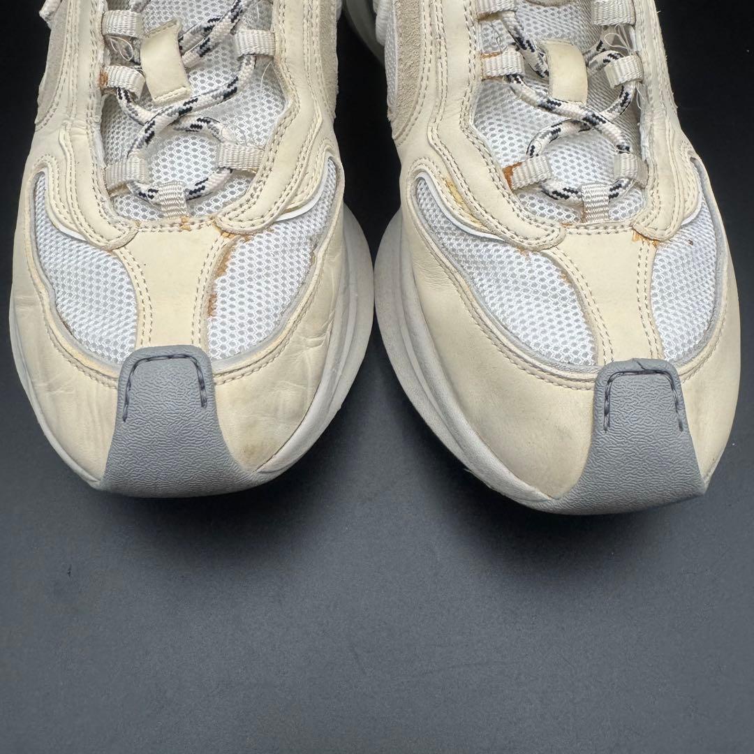 【極美品】グッチ RUN スニーカー インターロッキング メンズ レザー 白