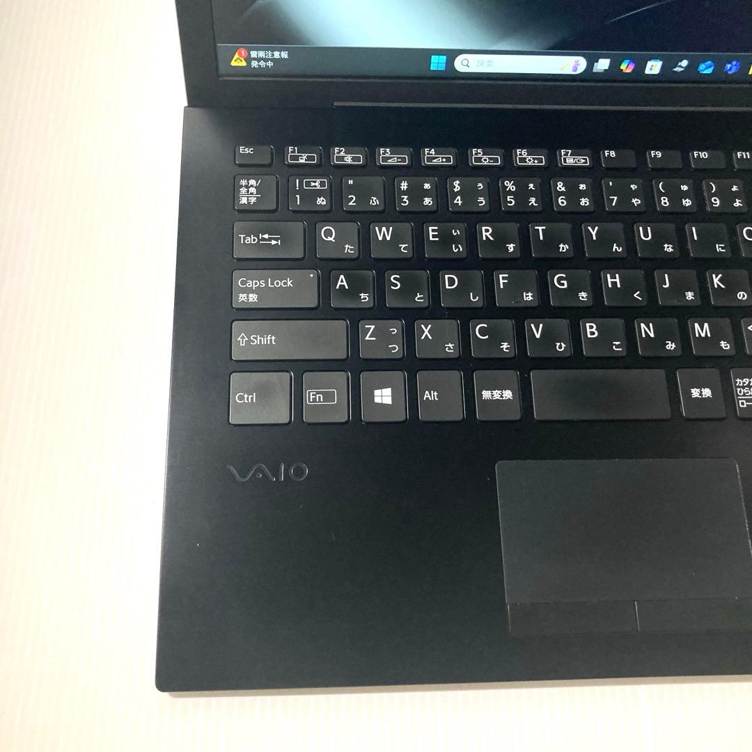 軽量薄型 VAIO 第8世代 高速SSD/i5 オフィスWin11 ノートPC