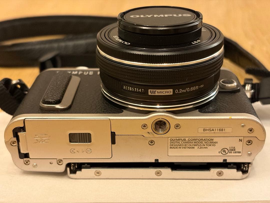 【状態良】OLYMPUS PEN E-PL8 カメラデビューに最適！