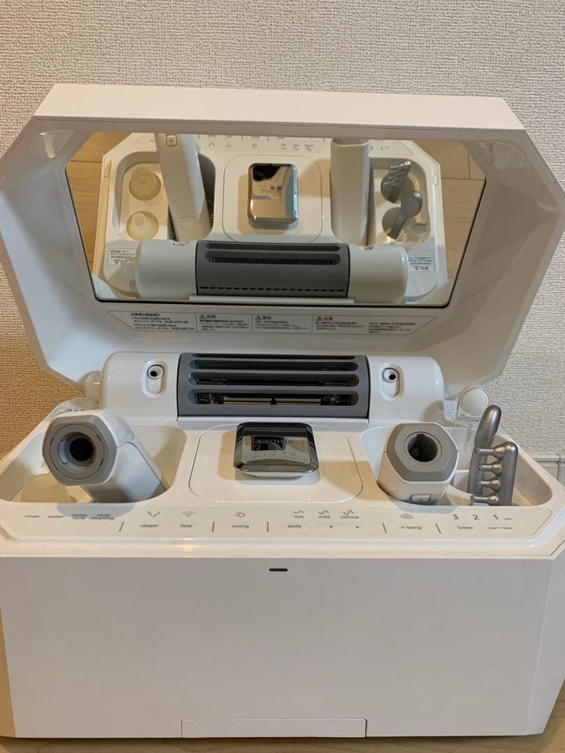 サキナ 美顔器　ルルシェ スキンケア　エステマシン　美品