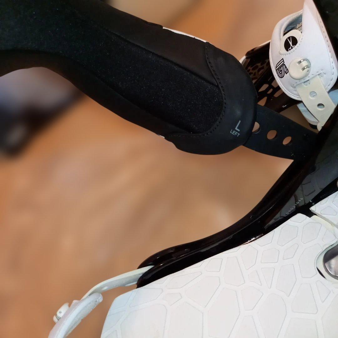 レア新品未使用　BURTON　TRIAD EST バートン　ビィンディング