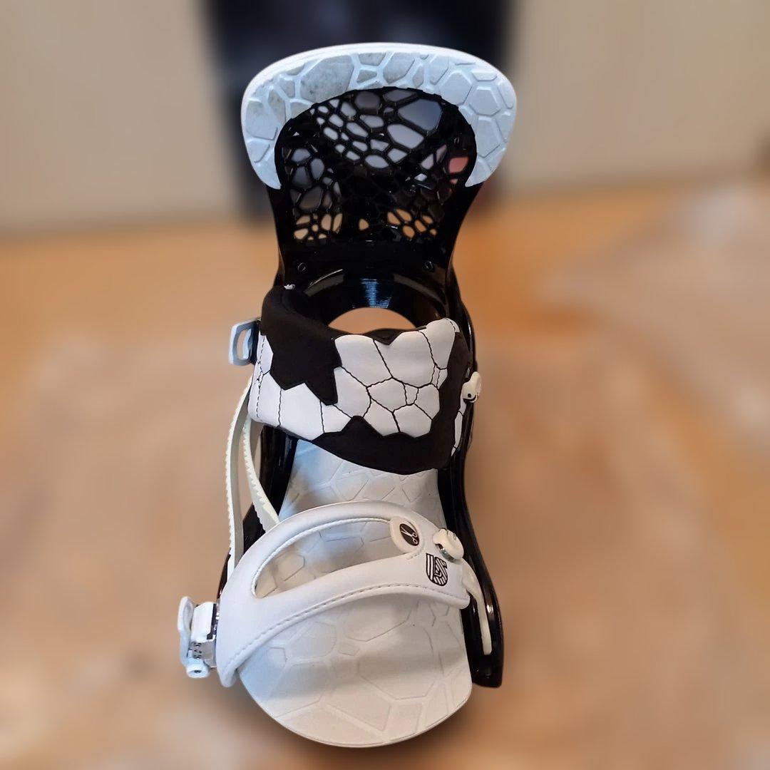 レア新品未使用　BURTON　TRIAD EST バートン　ビィンディング