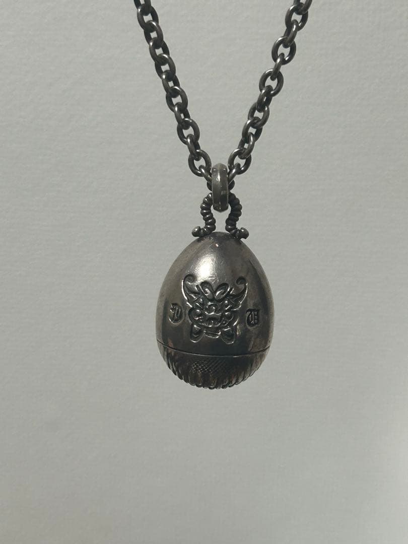 シルバー 卵型ペンダント ネックレス Uzu Emperor