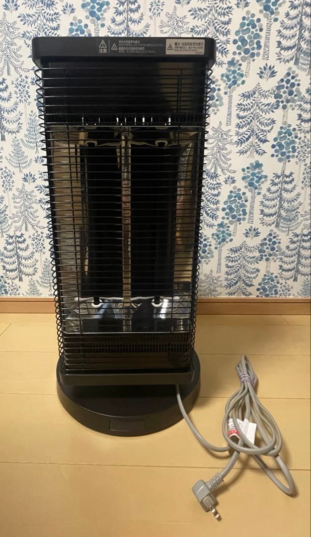 DAIKIN 遠赤外線暖房機 セラムヒート　2021製