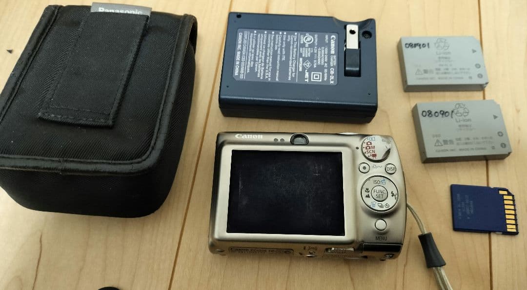 Canon　IXY DIGITAL1000