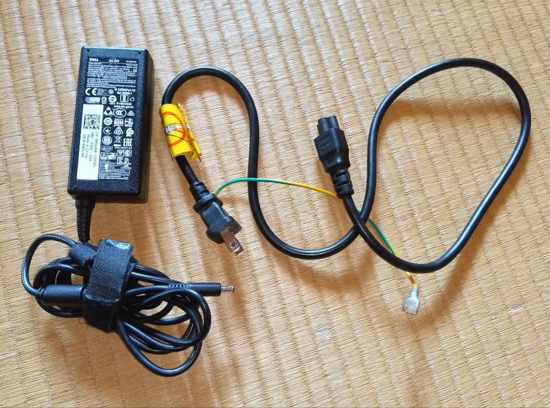 Windowsノート本体 DELL Inspiron 3578 i5-7200U Windows