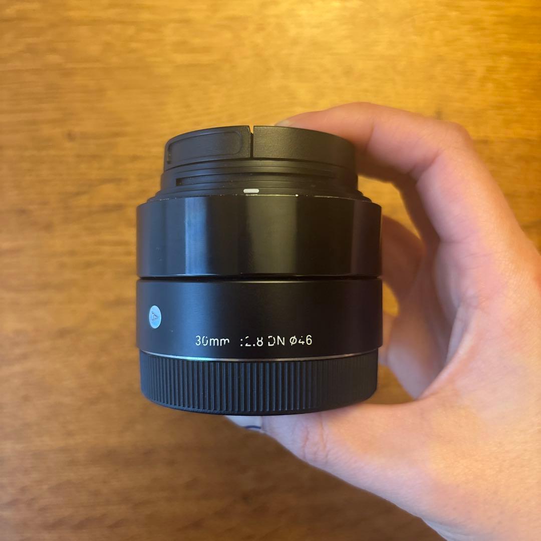 【Yuさま専用】SIGMA 単焦点レンズ 30mm F2.8 DN SONY
