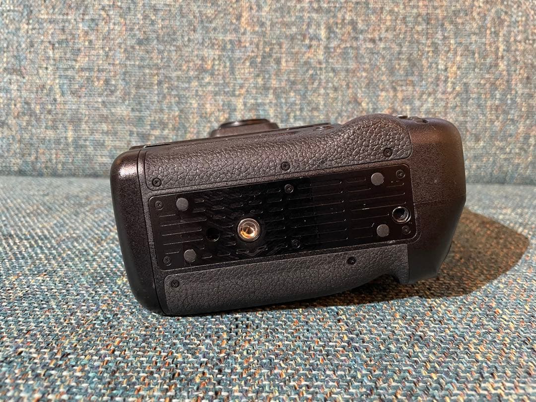 1/5まで値下げ中！Nikon Z9 純正バッテリー2個　ショット数23,181