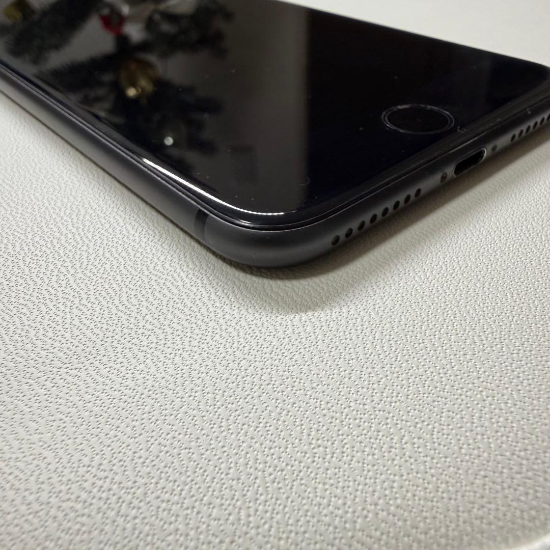 iPhone8plus 256GB SIMフリー ライトニングコネクタ不良