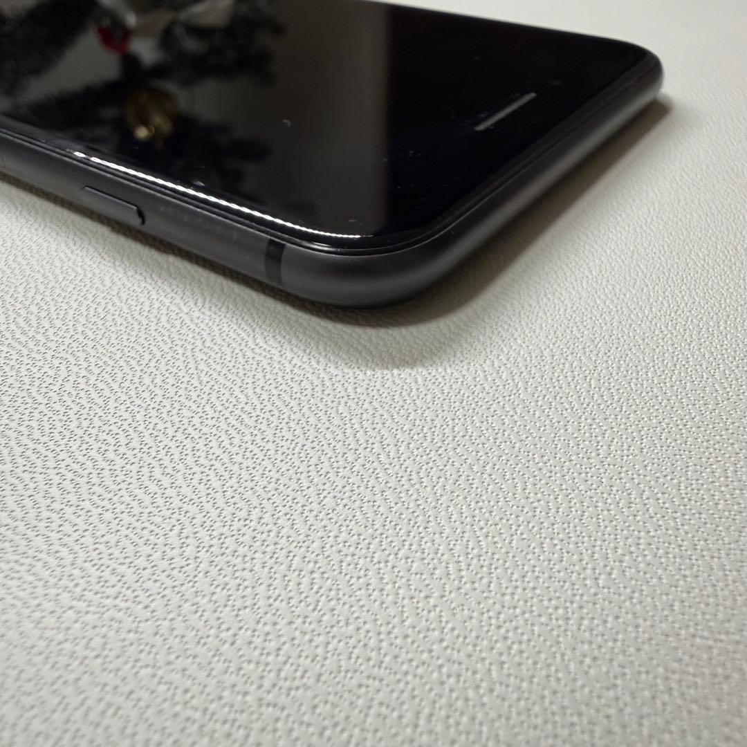 iPhone8plus 256GB SIMフリー ライトニングコネクタ不良