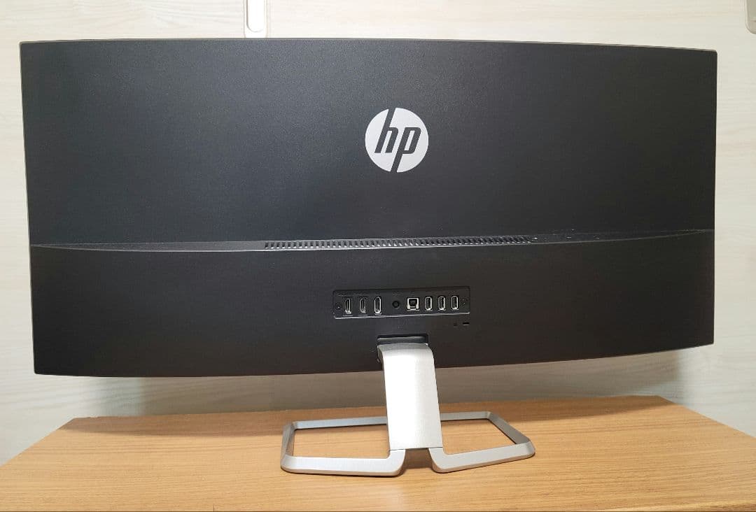 tacHP 34f Curved 34インチ湾曲ディスプレイ IPSパネル