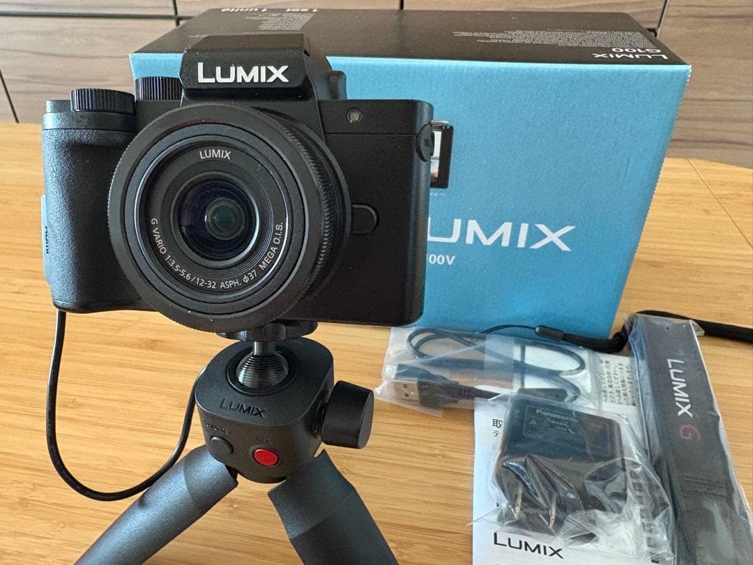 LUMIX DC-G100V★ほぼ新品2027.9末迄保証付！