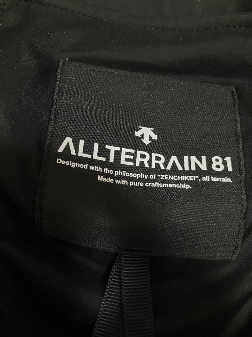 【DESCENTE ALLTERRAIN 81】別注 スタンドカラージャケット