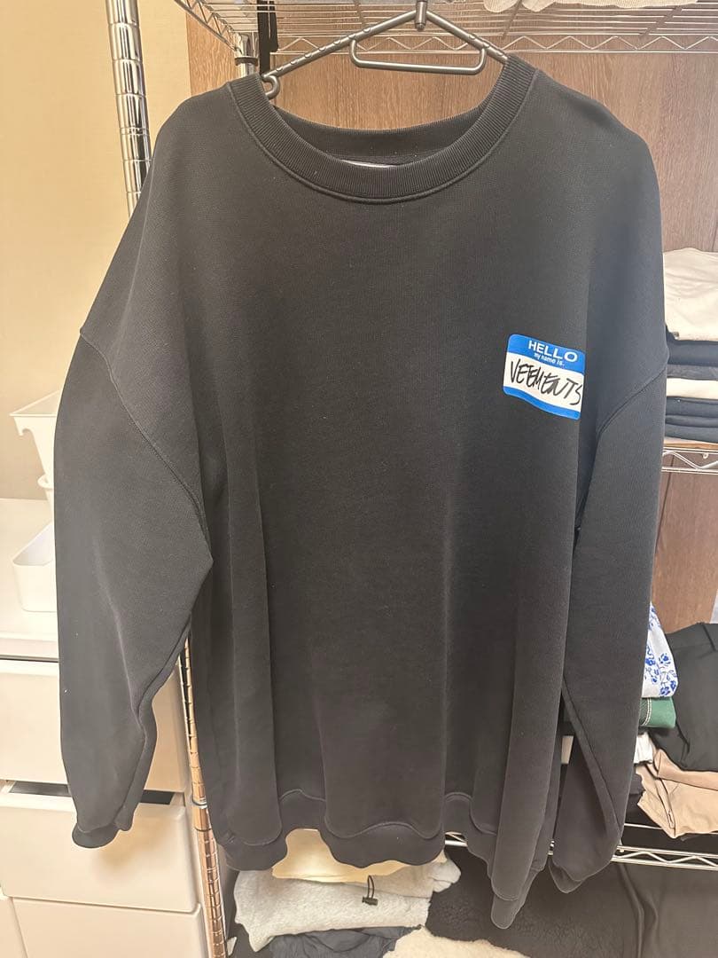 【大幅値下げ】Vetements ブラック トレーナー 限定版