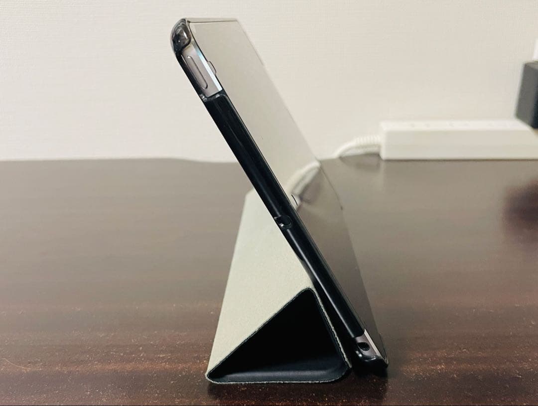 3連休期間限定値下げ！ Apple iPad mini 4 セルラーモデル