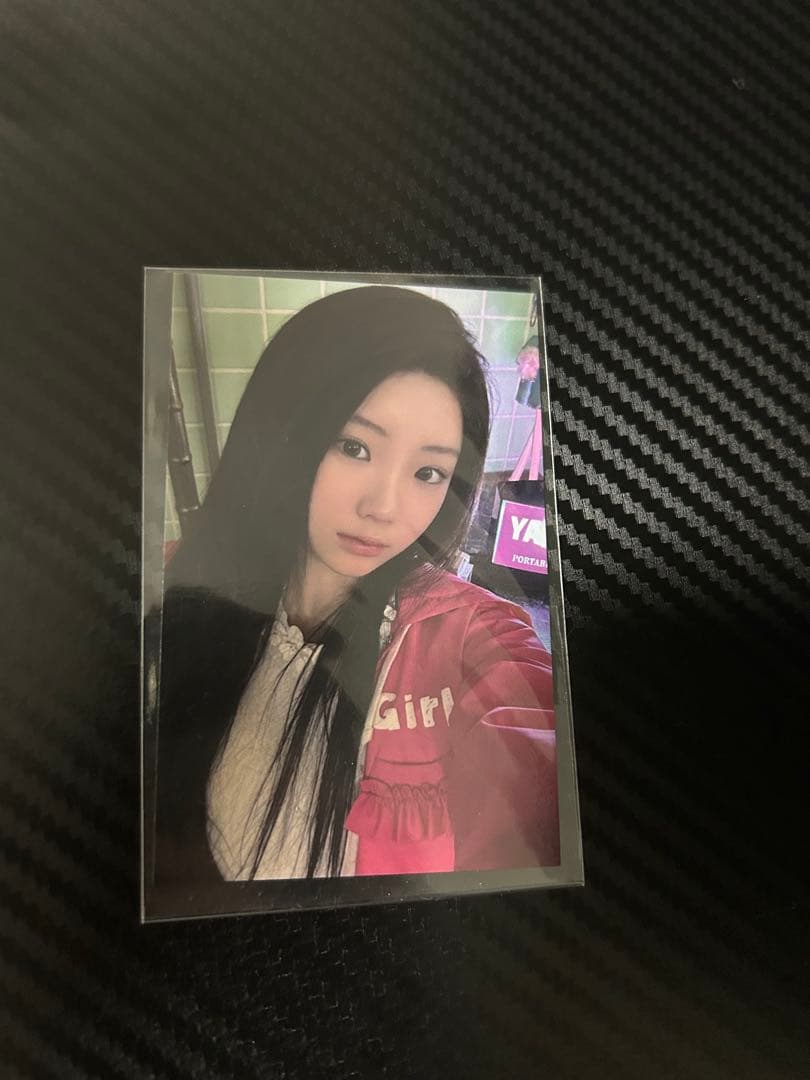 【最安値】ILLITウォンヒweverse official merch トレカ