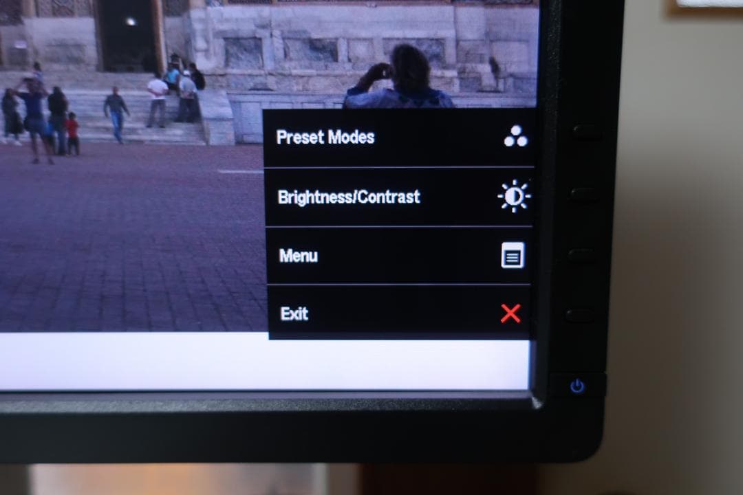 Dell U2412M　24型 1920ｘ1200