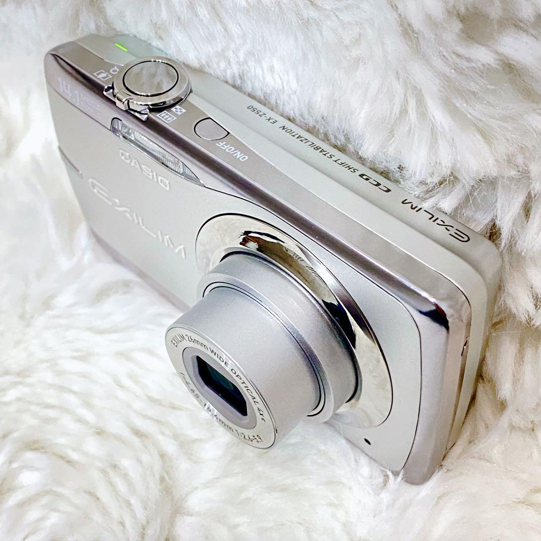 【美品】CASIO EXILIM EX-Z550 デジタルカメラ 付属品あり