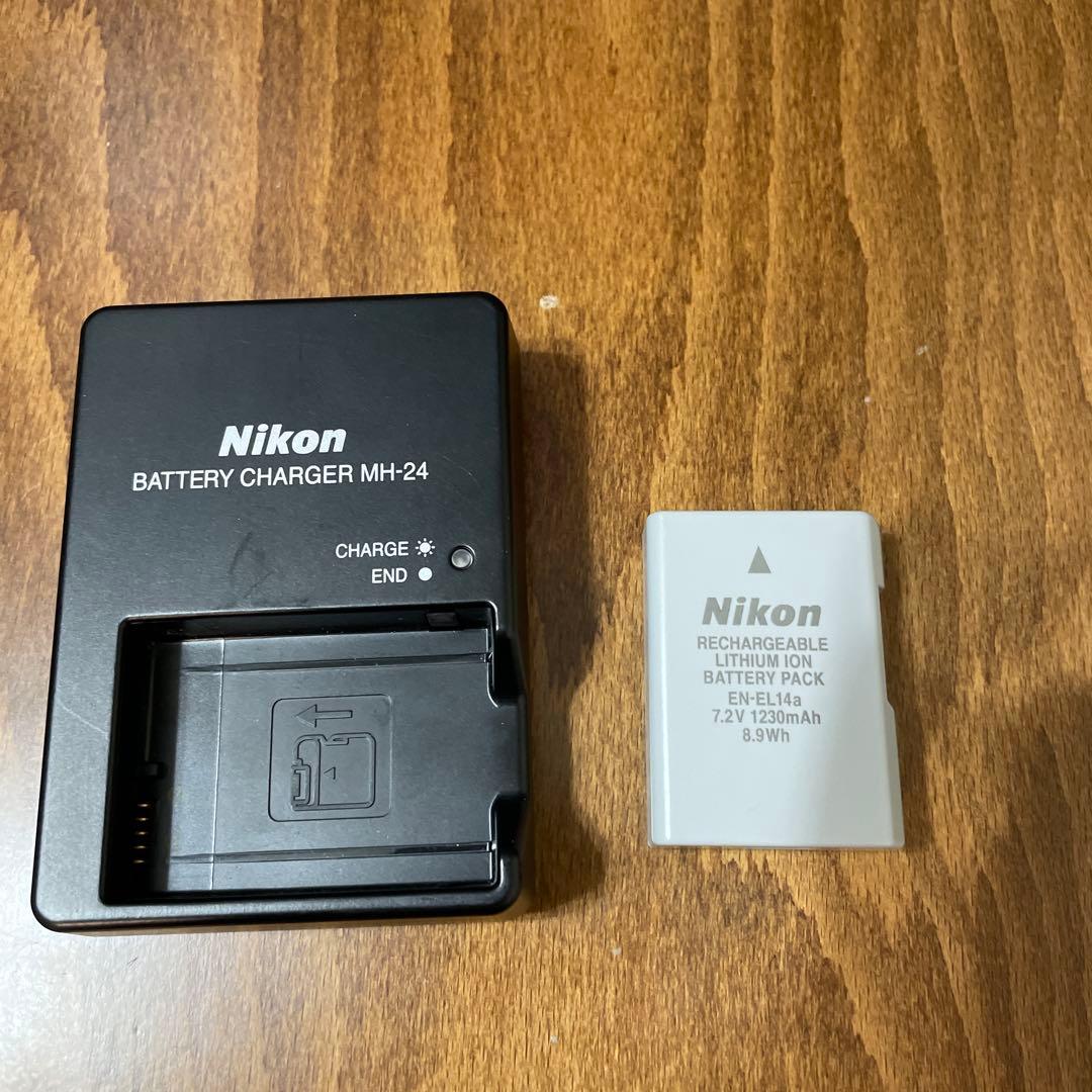 Nikon D5300 デジタル一眼レフ 本体とレンズ2本