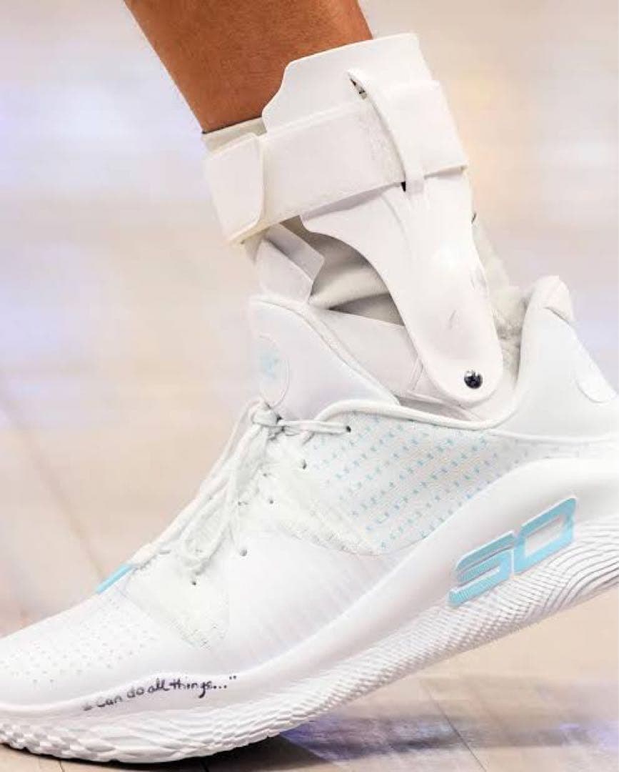 廃盤 Under Armour CURRY4 Low Flotroカリー NBA