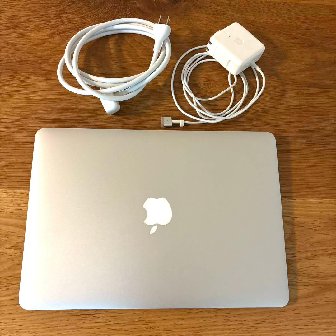 Apple MacBook Air 2017 256GB Intel 13インチ