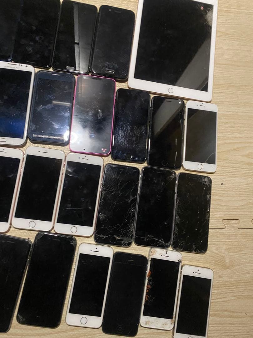 Apple iphoneスマホiPadまとめ売り34台ジャンク品