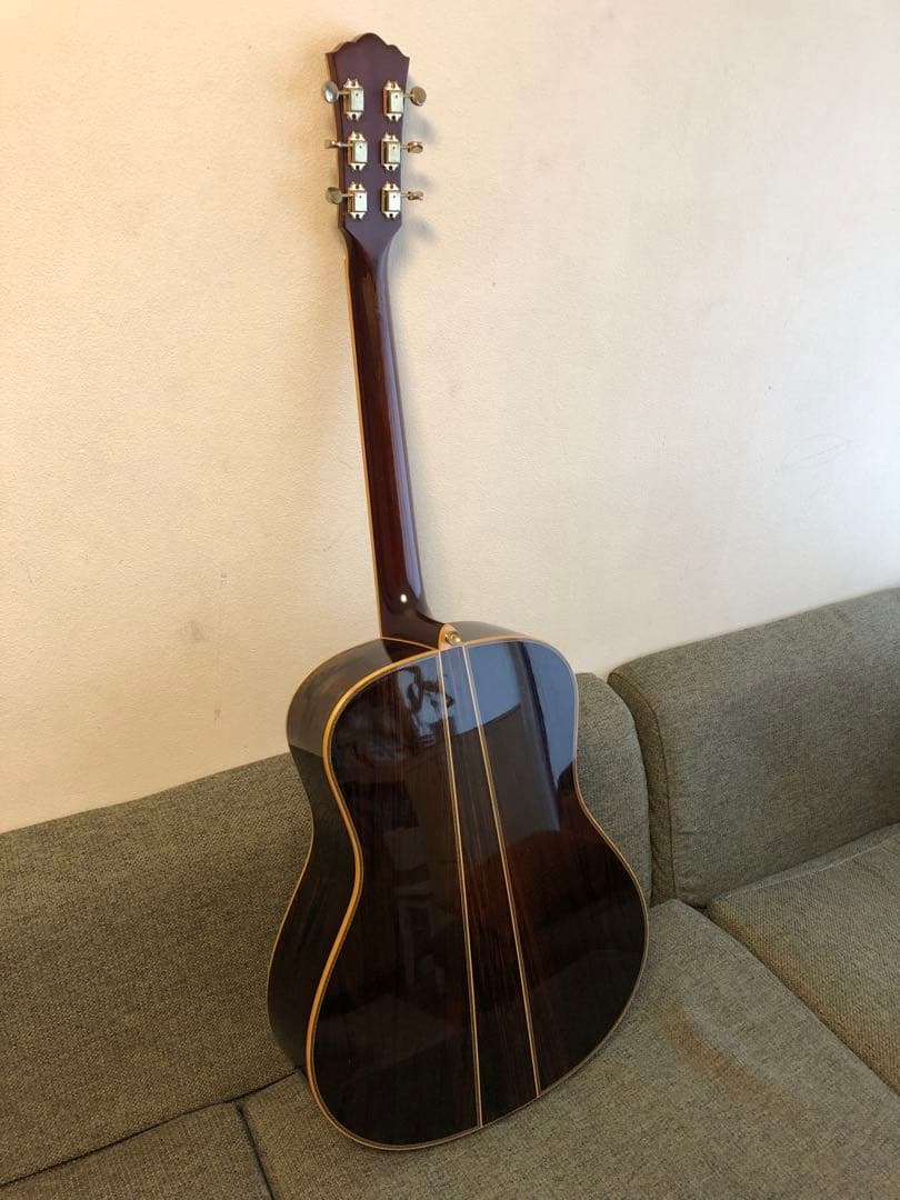 ひ*ん様 YAMAHA ヤマハ　アコースティックギター　LA57 専用ケース付き