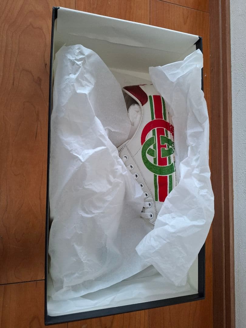 GUCCI 　グッチ　スニーカー 　２６cm〜27㎝
