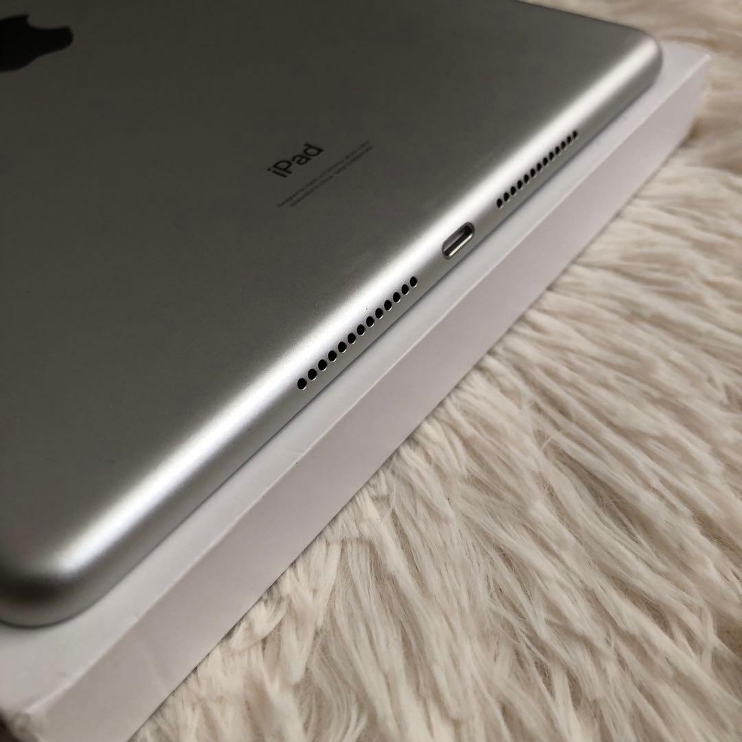 【完動品】iPad 第9世代 256GB Wi-Fiモデル シルバー【すぐ発送】