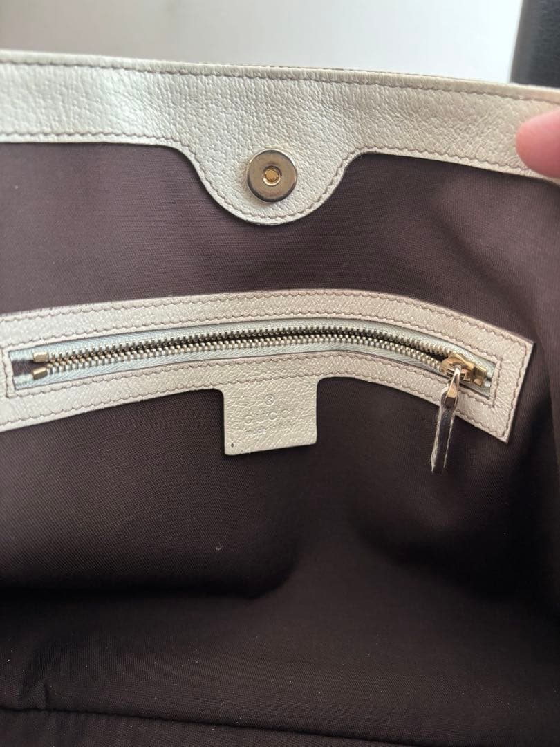 GUCCI ベージュ GGパターン ハンドバッグ