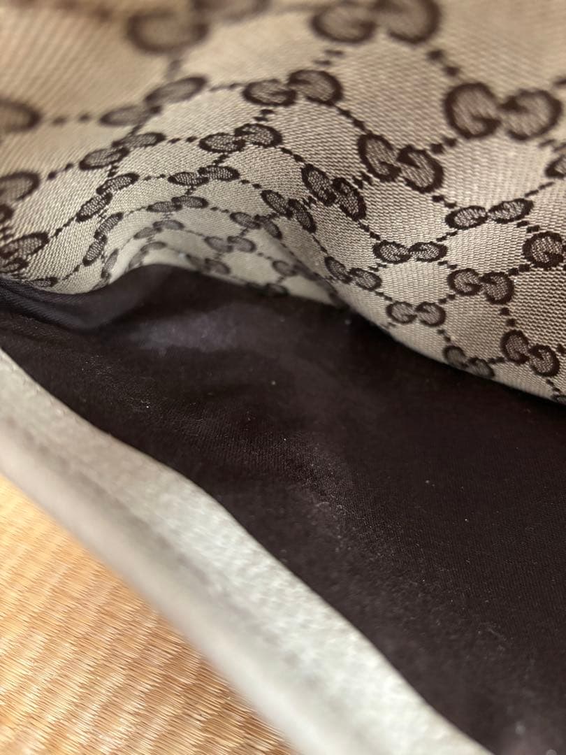 GUCCI ベージュ GGパターン ハンドバッグ