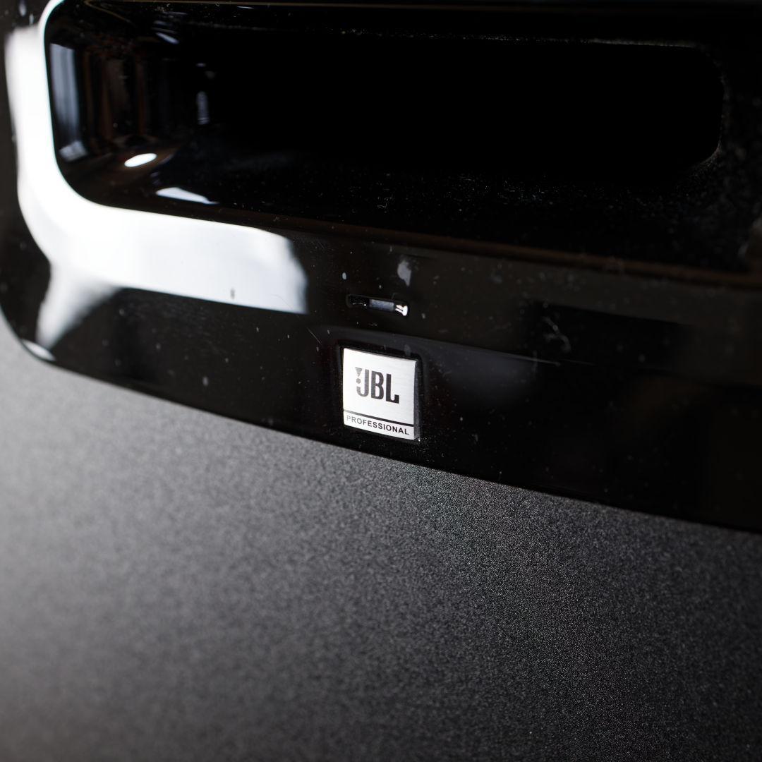 JBL LSR310S サブウーファー + アイソレーション・パッド