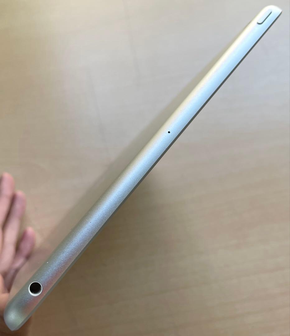 iPad 第6世代　A1893　Wi-Fiモデル　シルバー　32GB 超美品#3
