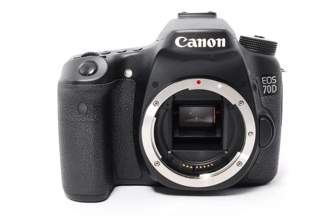 WiFiで楽々転送◆Canon EOS 70D◆ハイアマチュア機◆一眼レフカメラ