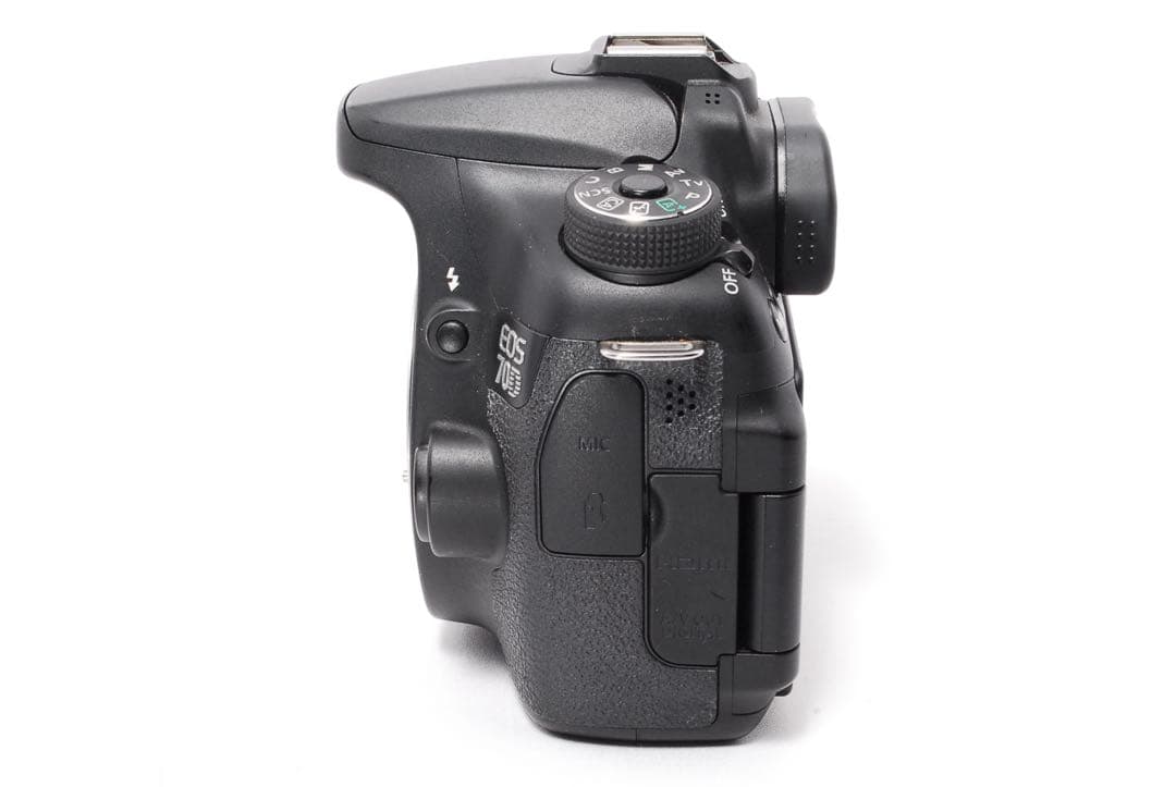 WiFiで楽々転送◆Canon EOS 70D◆ハイアマチュア機◆一眼レフカメラ