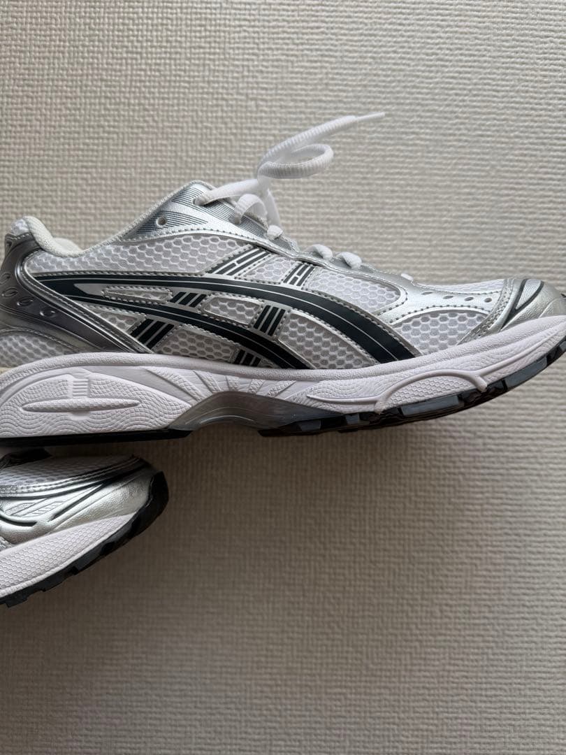 【美品】ASICS GEL-KAYANO14 26.5cm