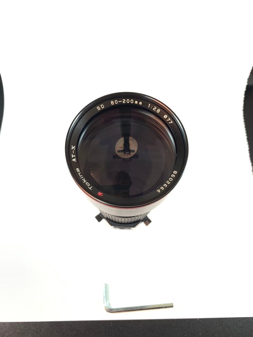 ニコンFマウントのトキナーズームレンズ80-200mm f/2.8