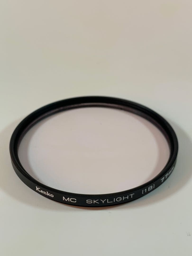 ニコンFマウントのトキナーズームレンズ80-200mm f/2.8