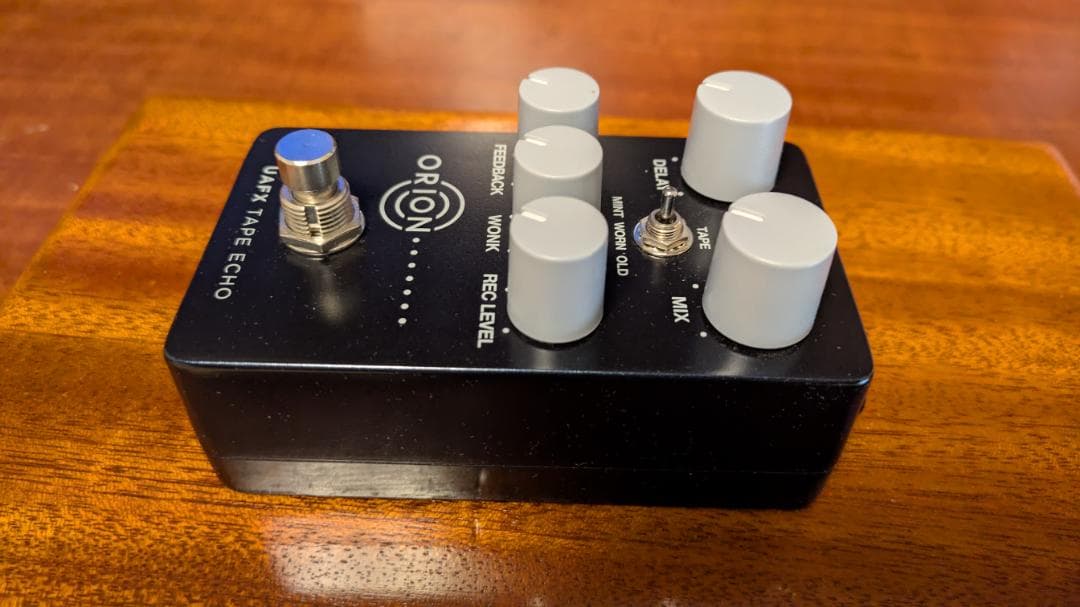 UAFX ORION TAPE ECHO ギターエフェクター
