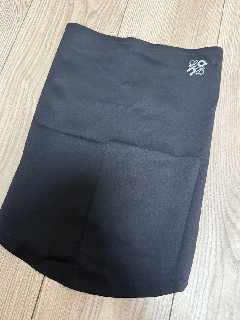 LOEWE×onロエベ×オン ネックウォーマー マフラージャージ