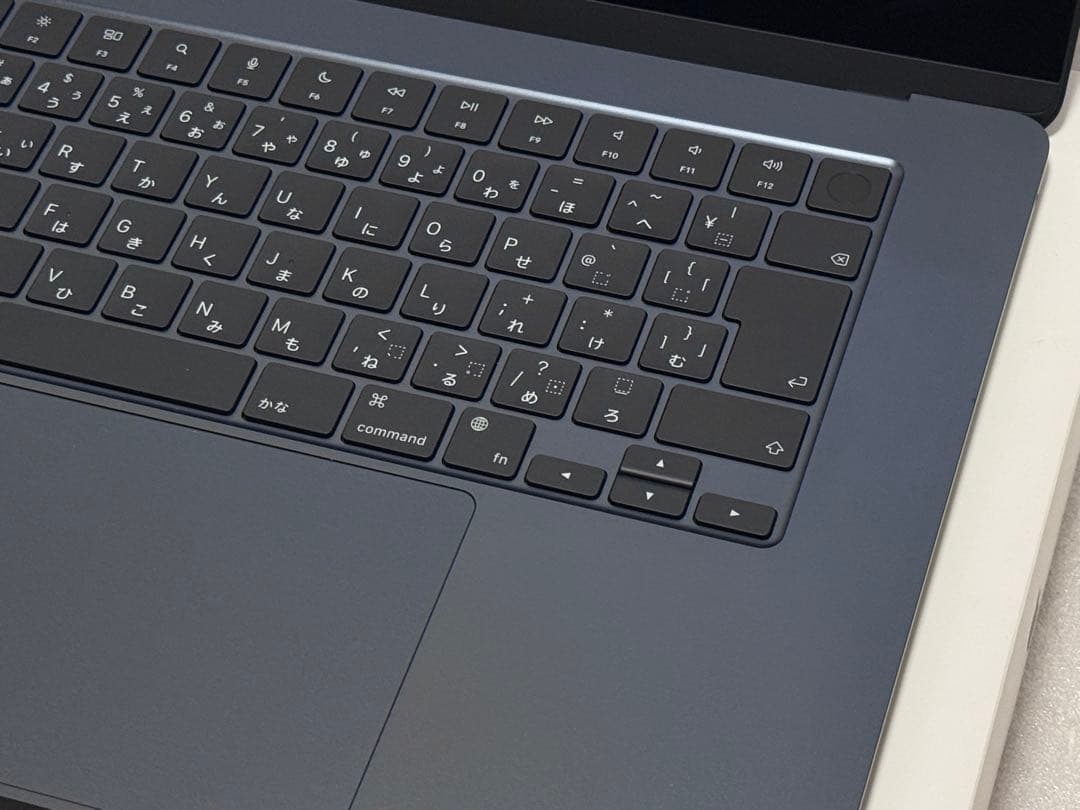 極美品　バッテリー100%　充放電回数27回　MacBook Air 15 M3