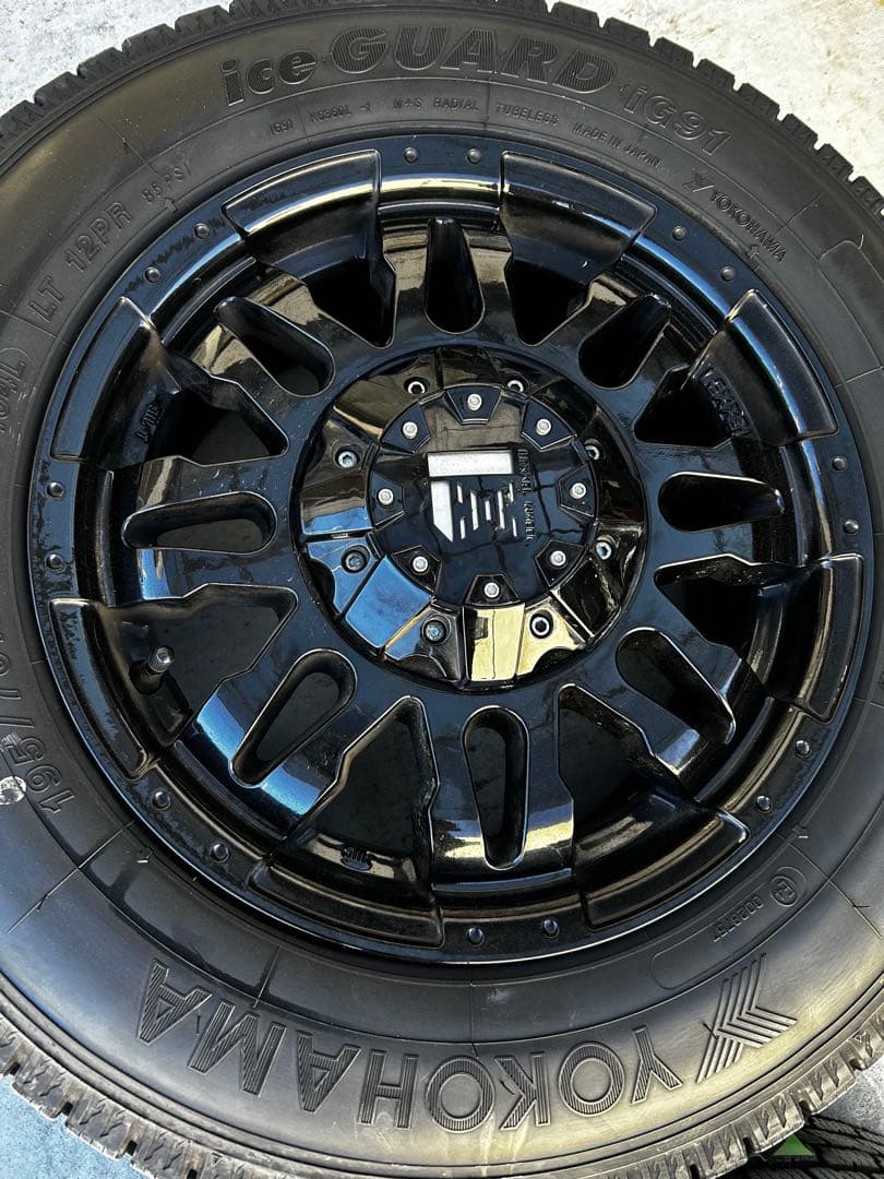 カムロードバンテックジル15インチスタッドレスタイヤセット195/70Ｒ15
