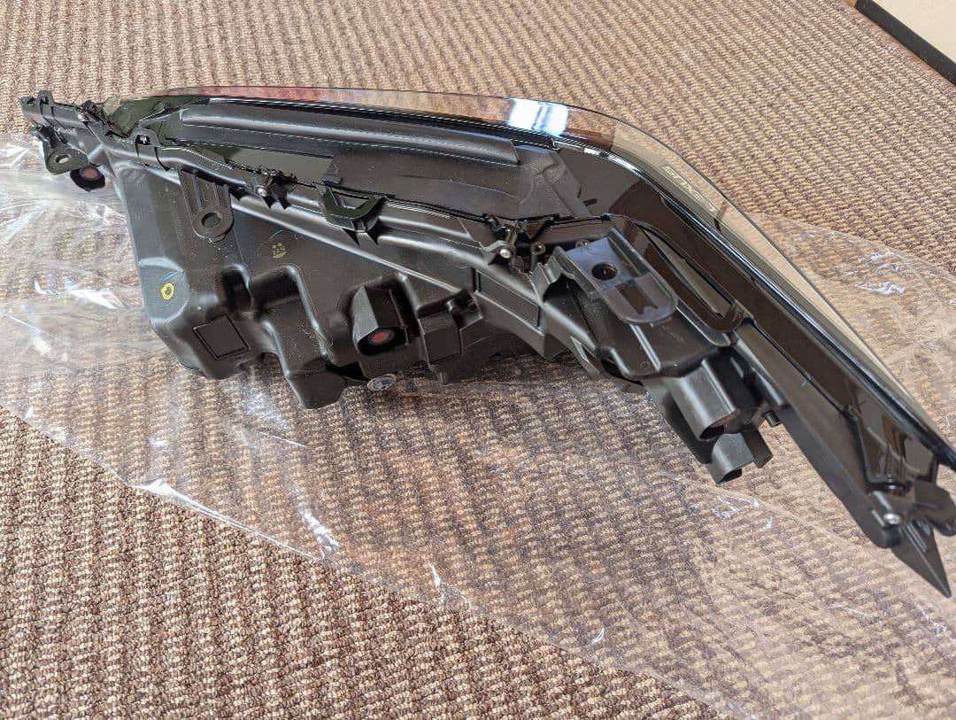 最終値下げ価格　レクサス　LEXUS　ES300h　右ヘッドライト