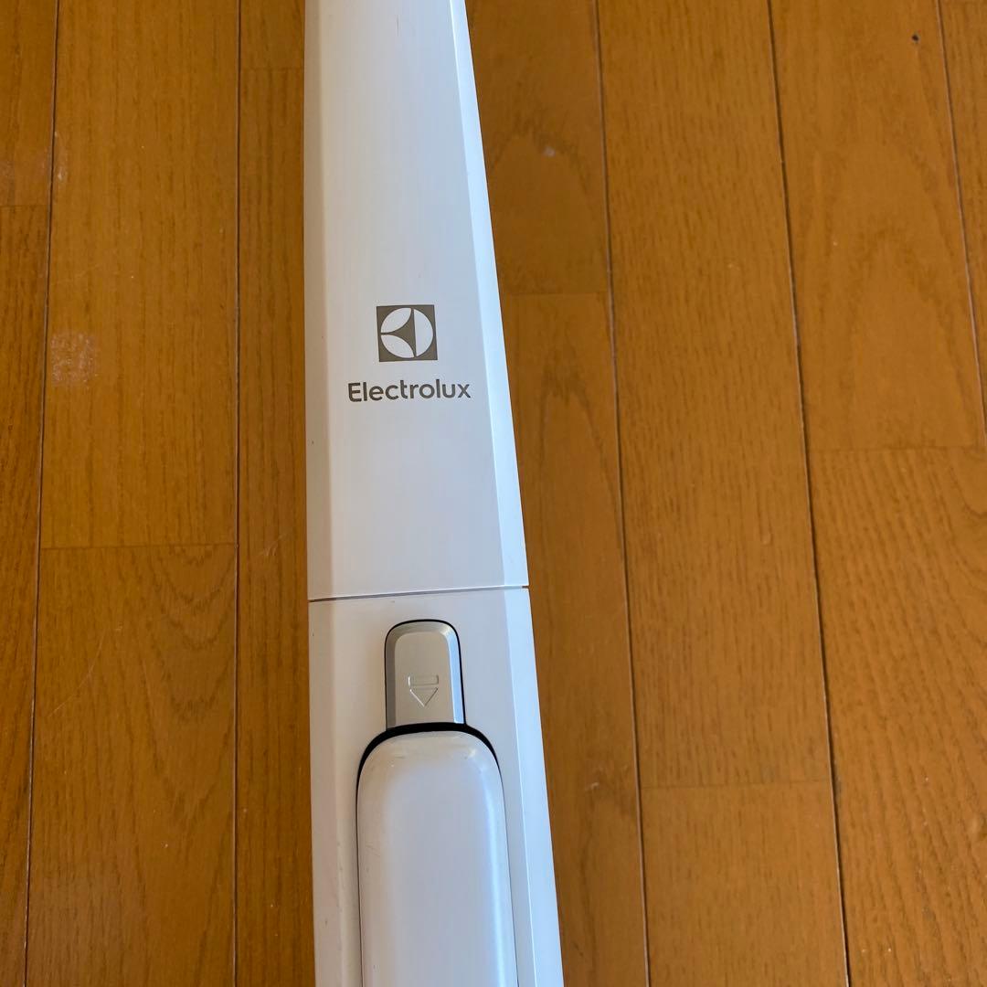 エレクトロラックス コードレス掃除機 サテンホワイト ZB3425BL