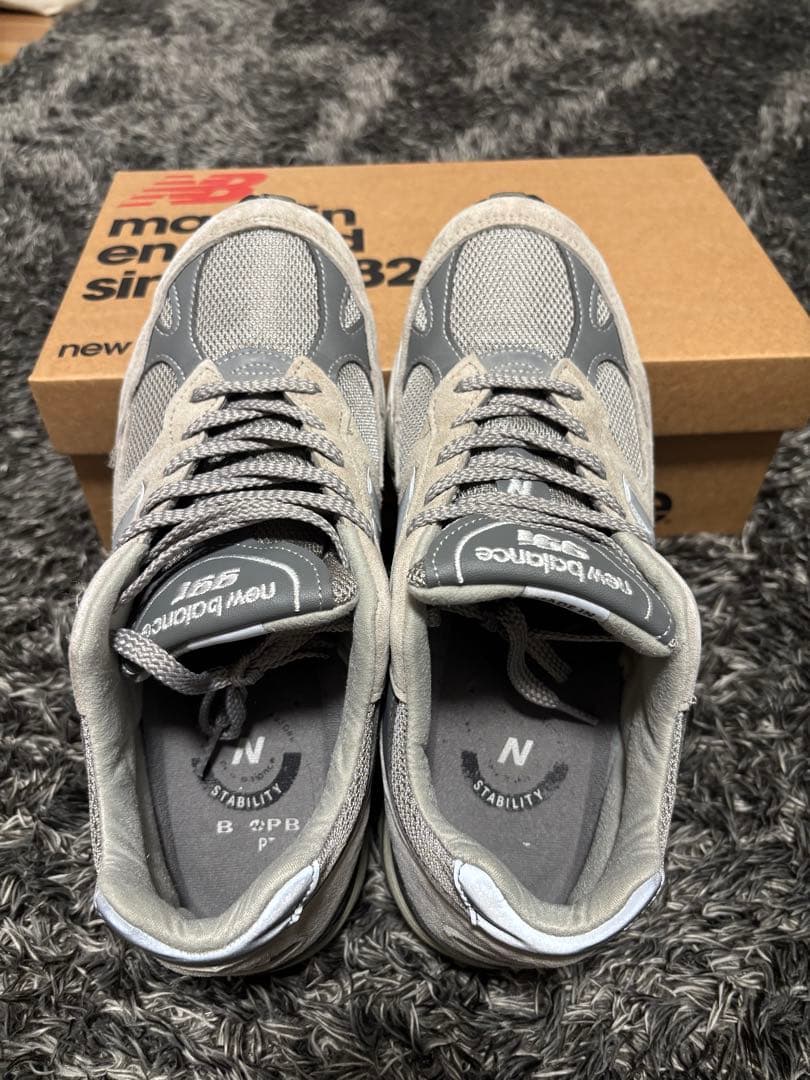 New Balance 991 グレー スニーカー