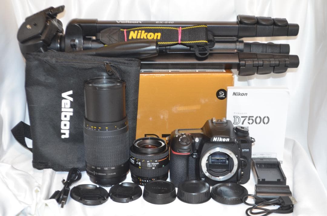 シャッター数1800回以下 Nikon D7500☆Wi-Fi搭載 三脚付