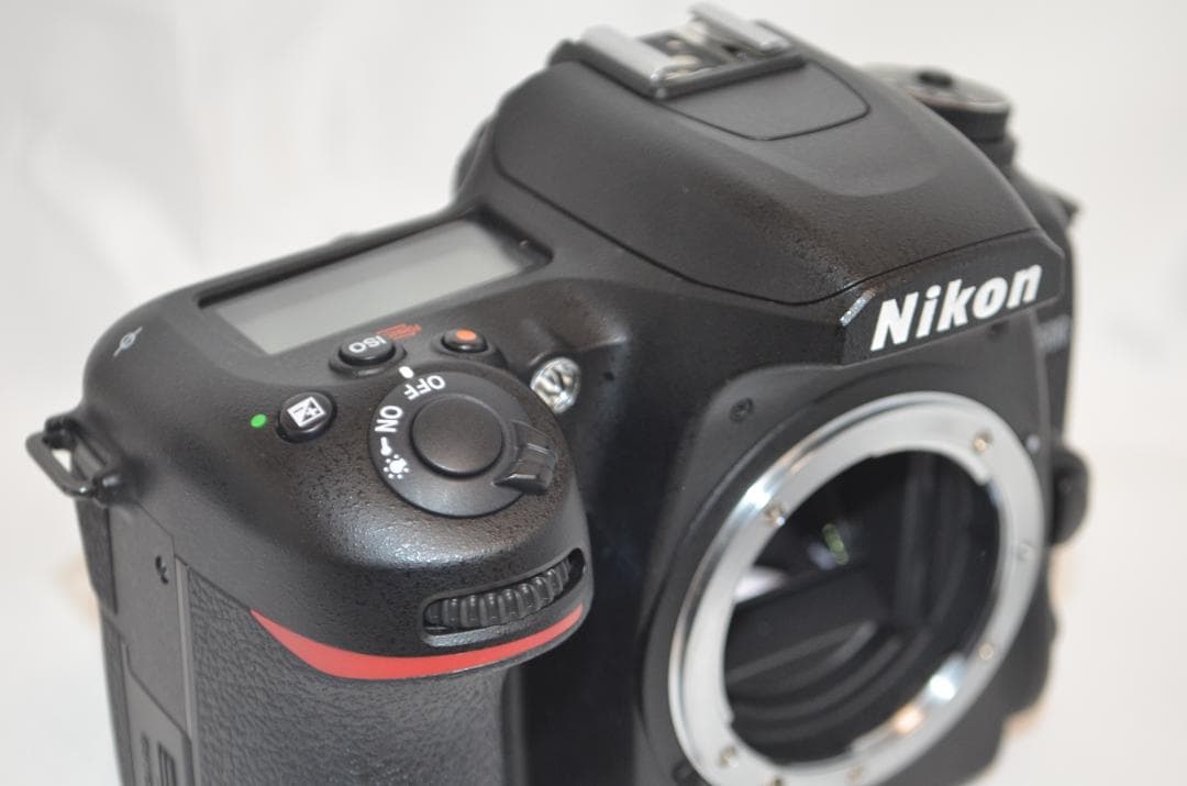 シャッター数1800回以下 Nikon D7500☆Wi-Fi搭載 三脚付