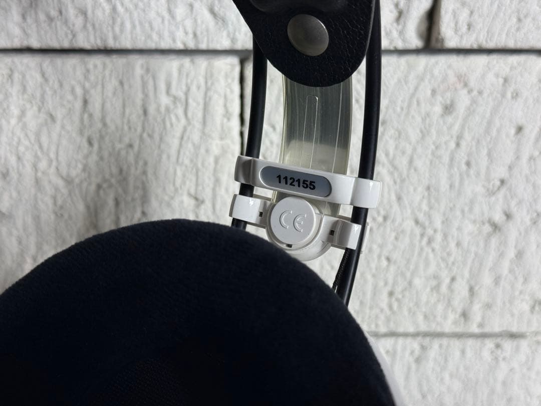 AKGクインシー・ジョーンズ・シグネチャー・ライン Q701