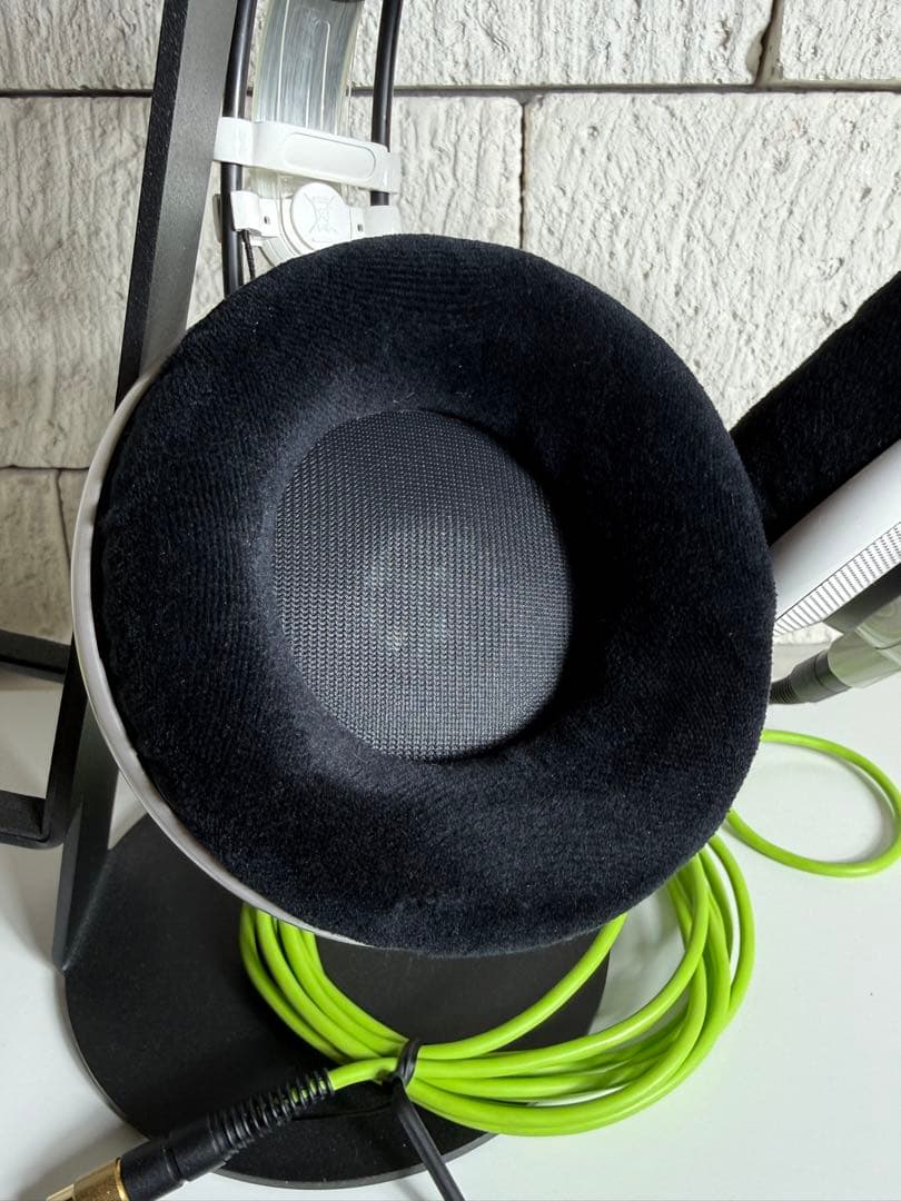 AKGクインシー・ジョーンズ・シグネチャー・ライン Q701