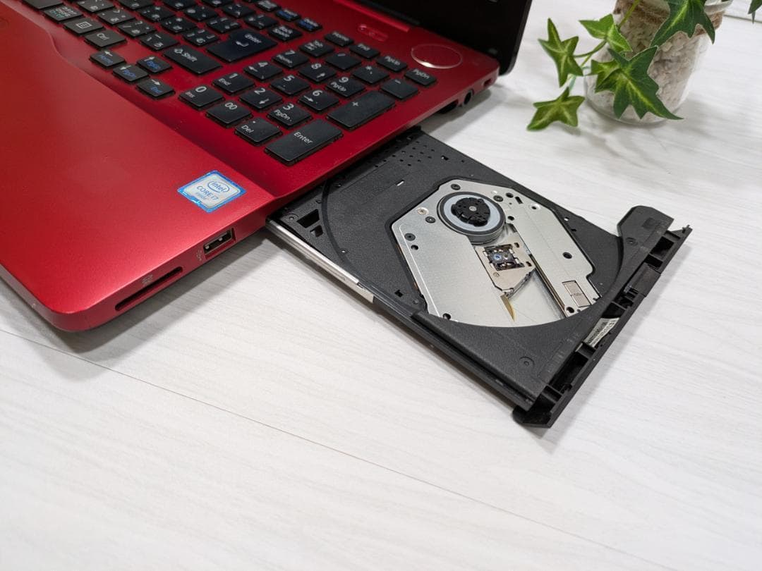 i7搭載！　Windows11ノートパソコン✨オフィス付き✨富士通　爆速SSD